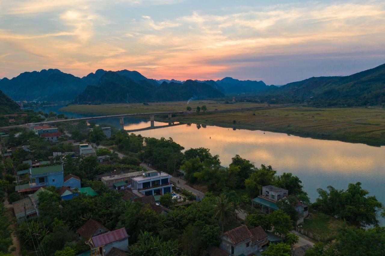 Fami Homestay Phong Nha Eksteriør bilde