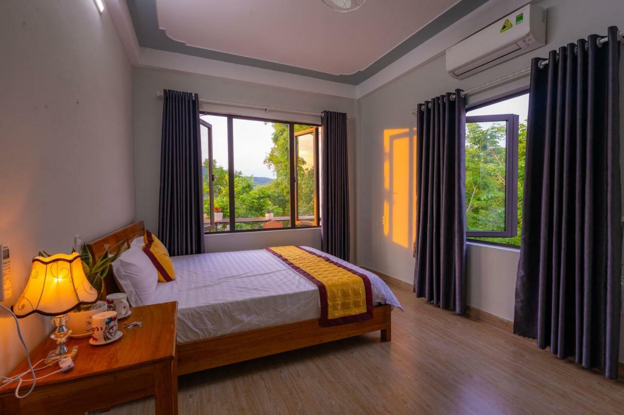 Fami Homestay Phong Nha Eksteriør bilde